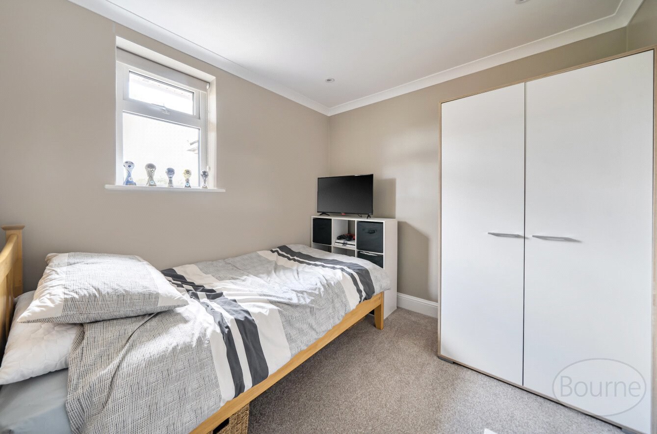South Lane, Clanfield, Waterlooville, Hampshire, PO8, photo 8