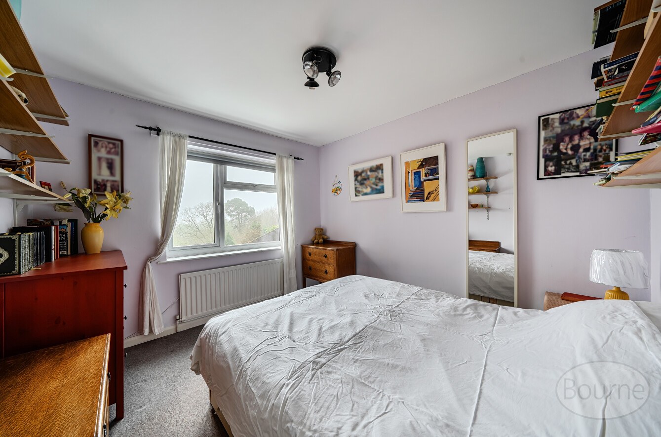 Longdown Road, Lower Bourne, Farnham, Surrey, GU10, photo 13