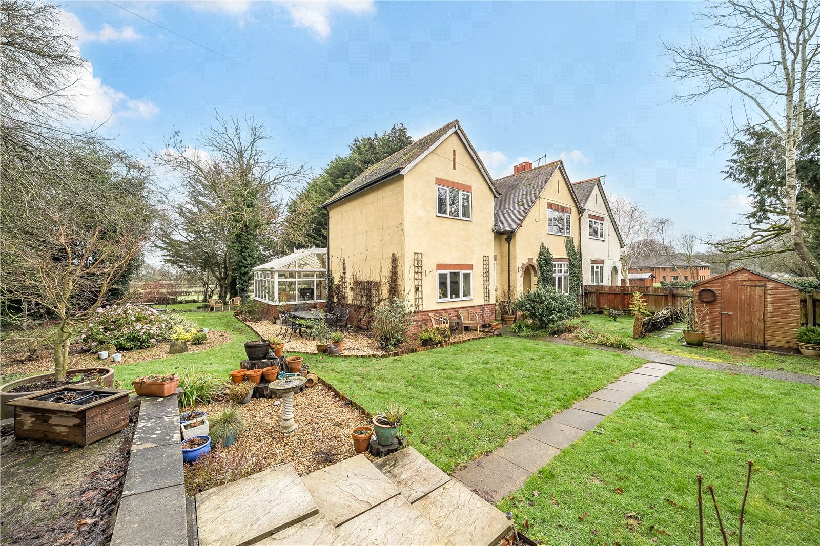 Cloisters Cottage Oldwood Road