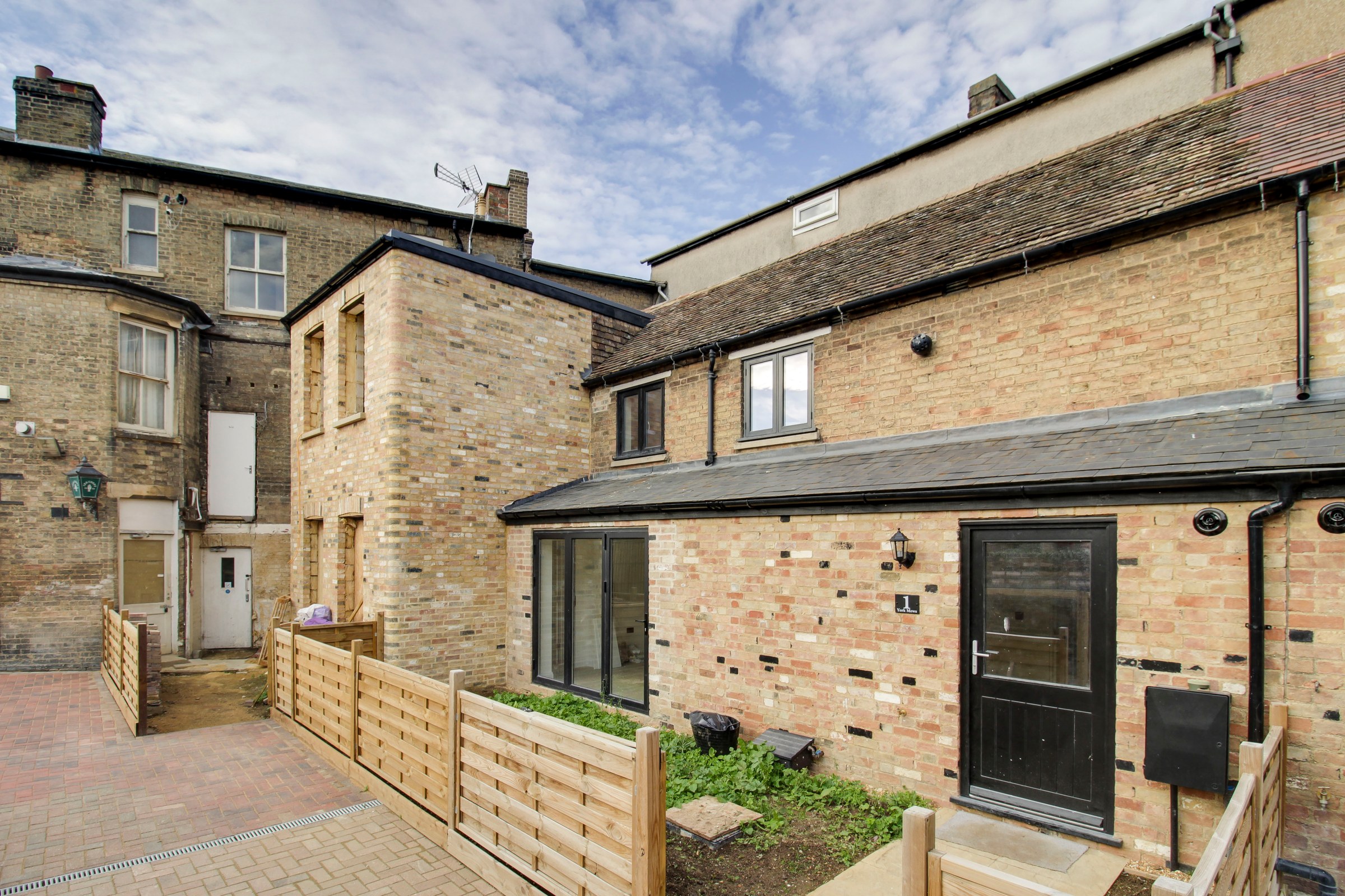 Yorks Mews