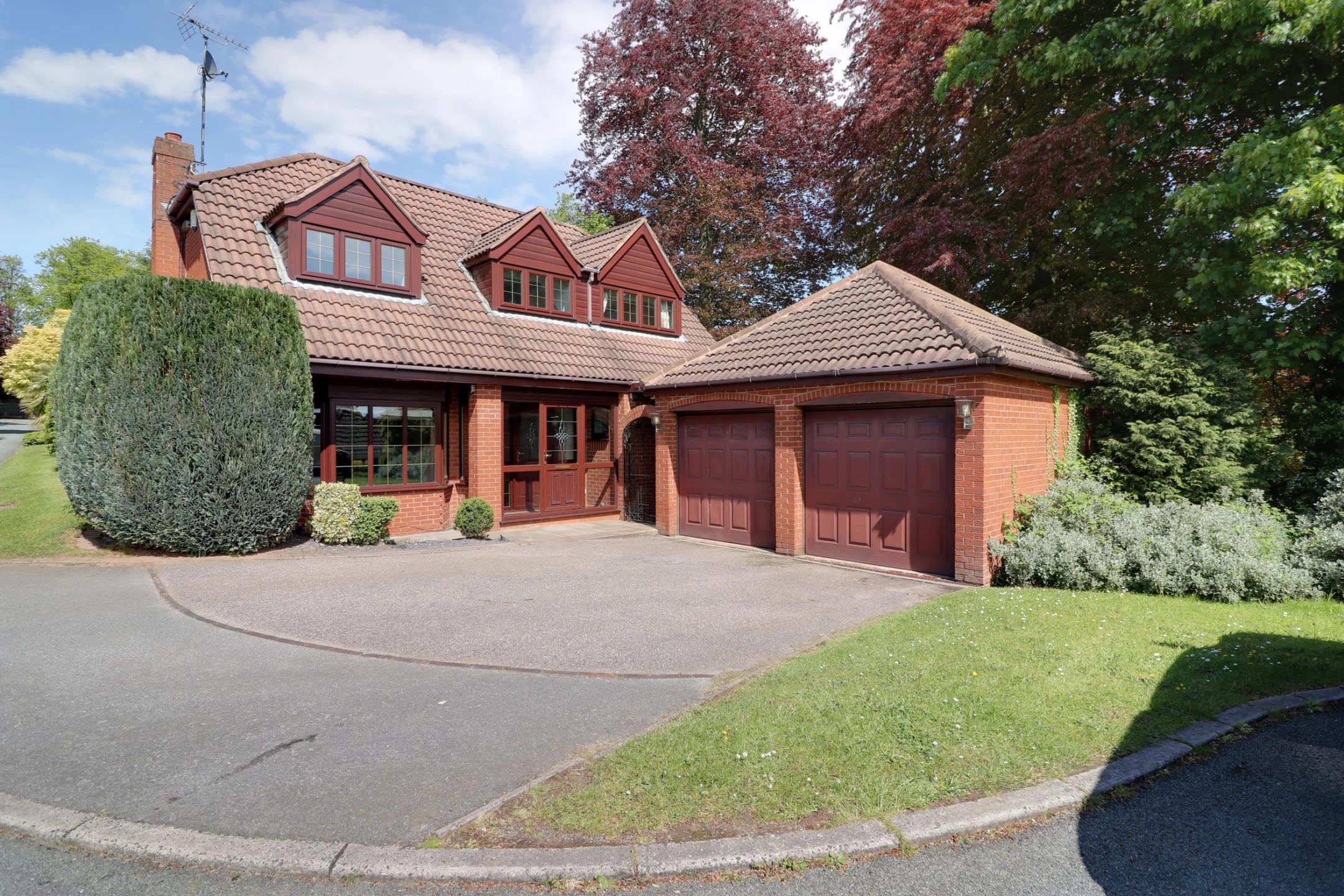Shoal Hill Close