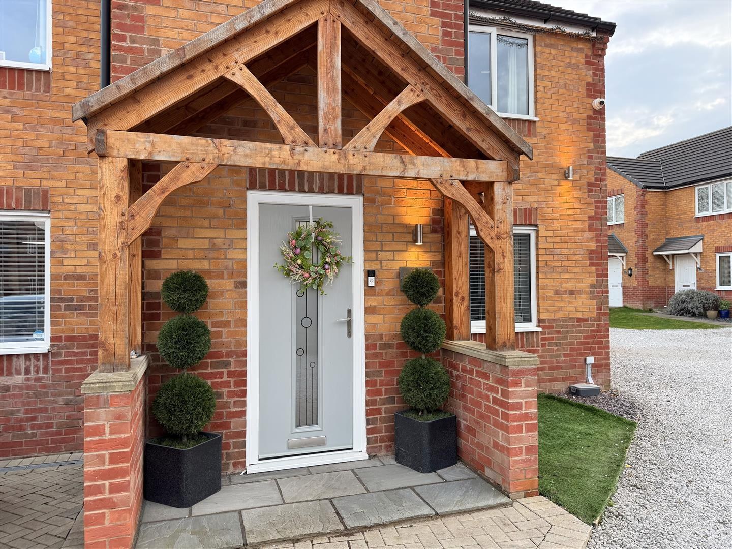House - Detached for sale Baron Avenue