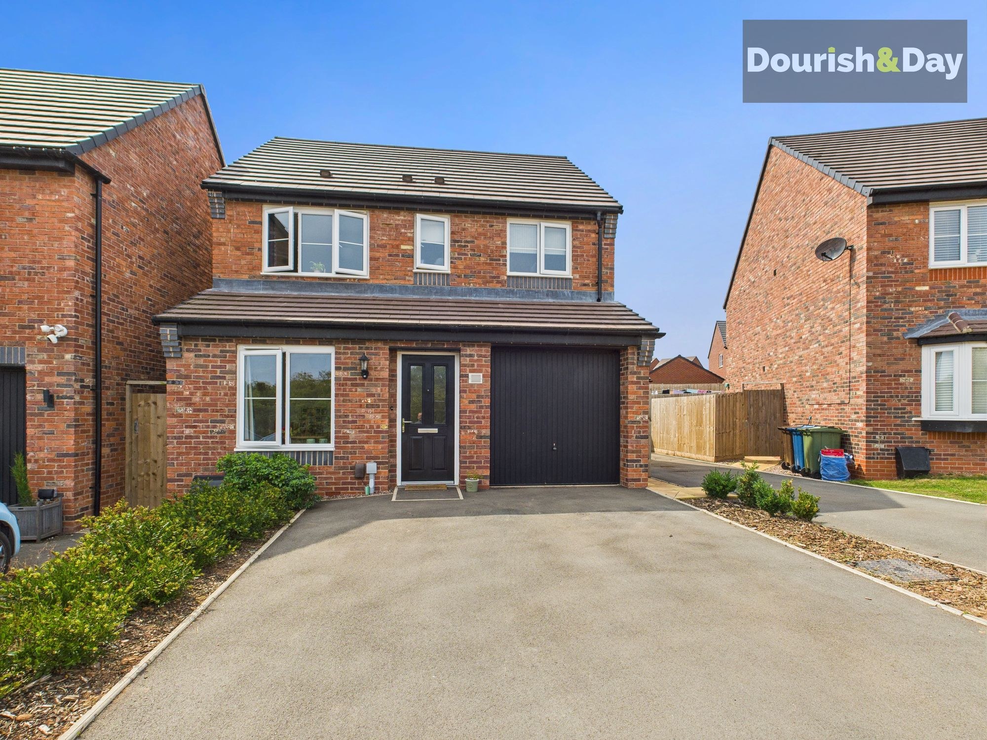detached house for sale in Pickering Croft