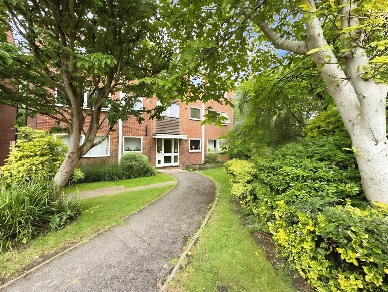 Welcome to Henley Drive