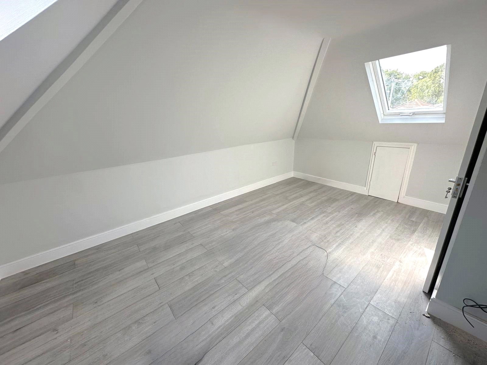The Greenway, Ickenham, Greater London, UB10, photo 10
