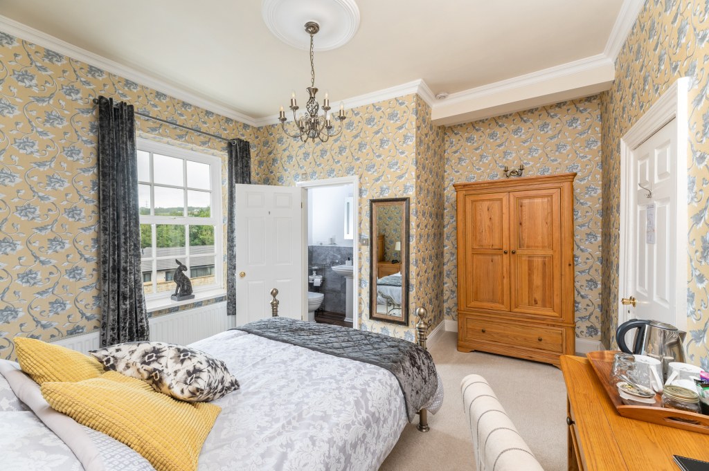 Thornton Road, Thornton, Bradford, West Yorkshire, BD13, photo 12