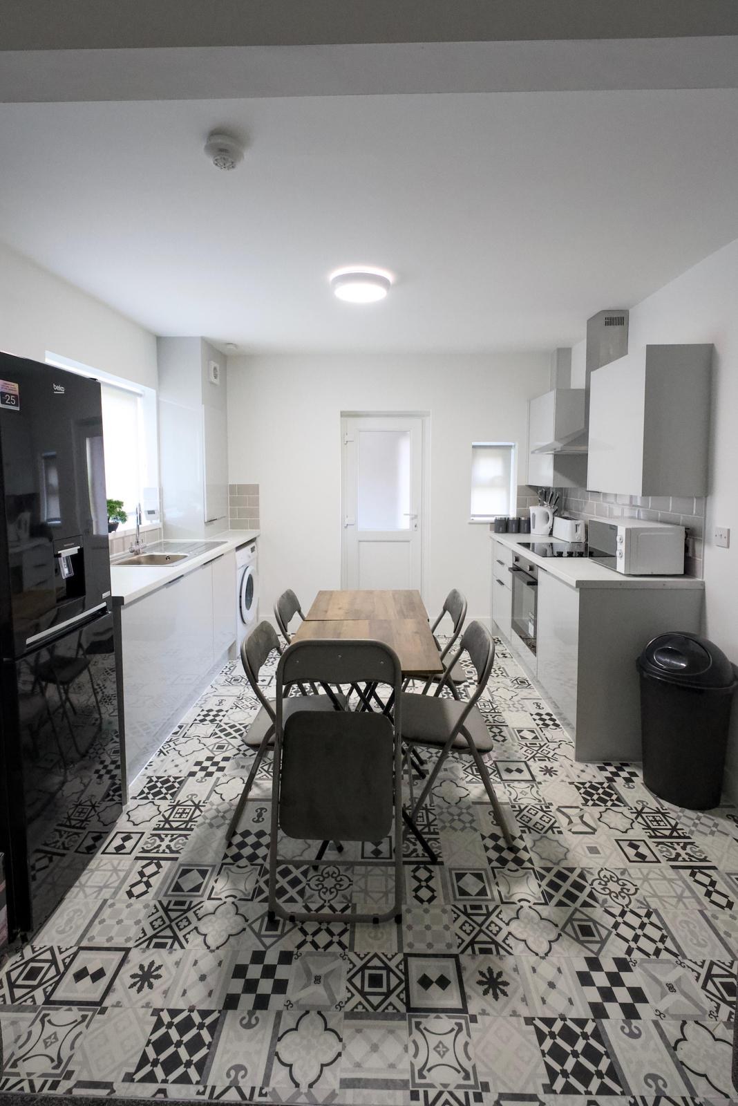 Company St - Let on 25 Year Hands Off Lease