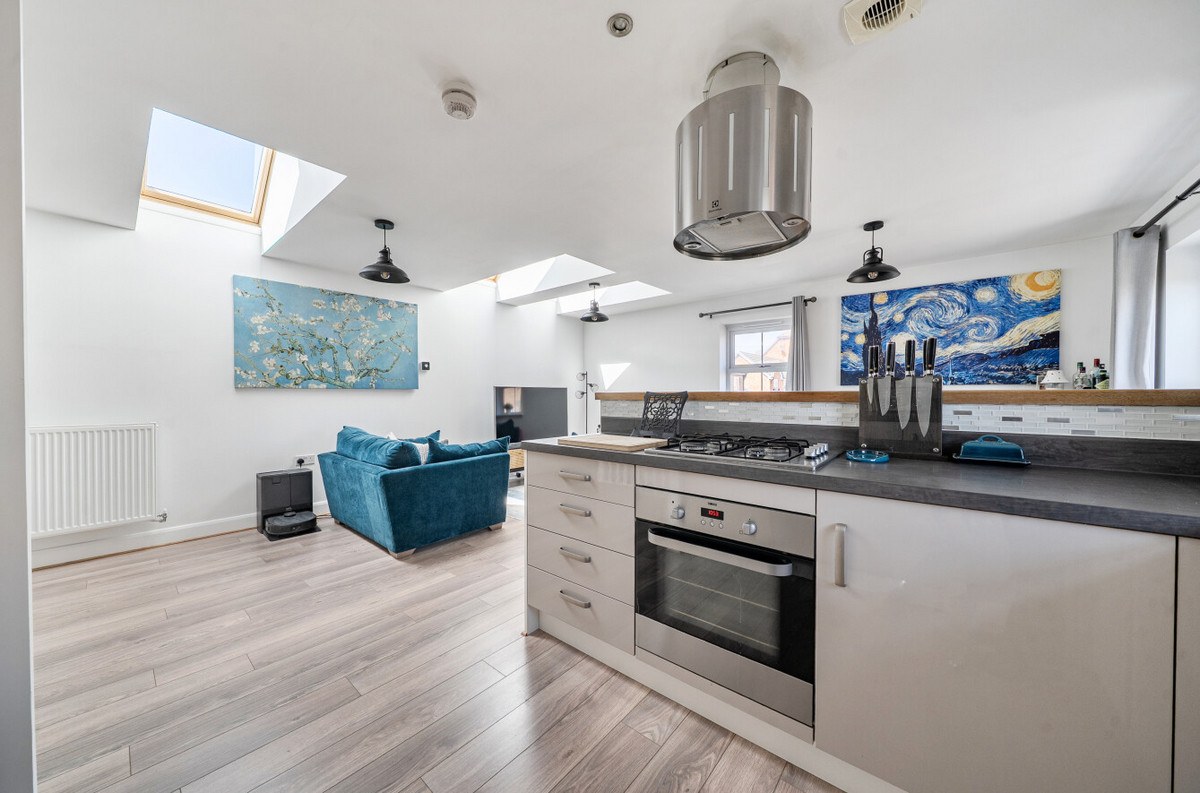 Odiham Drive, Newbury, RG14, photo 17
