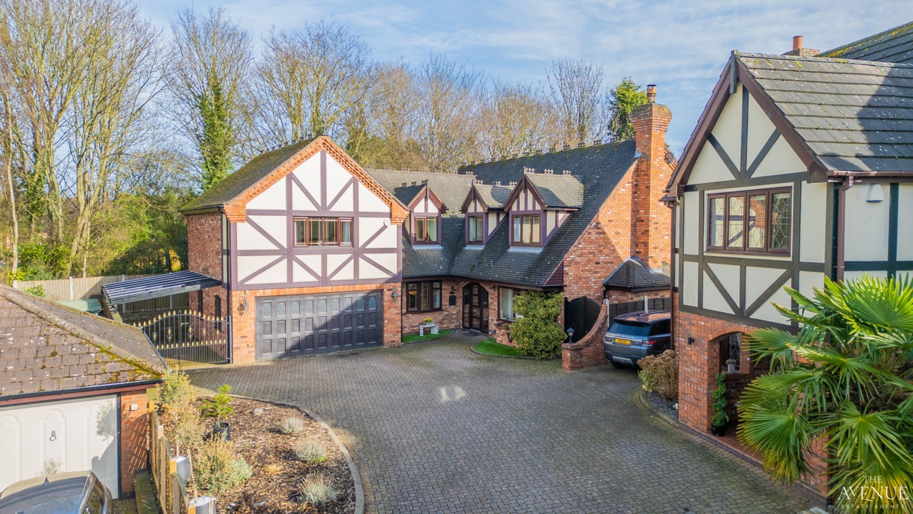 detached house for sale in The Hamlet