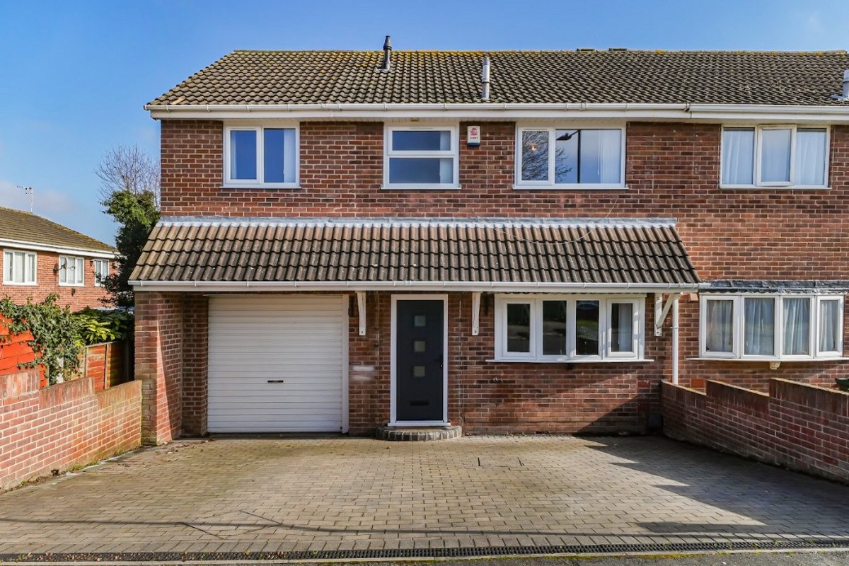 Seaton Gardens, Rossington, DN11, photo 16