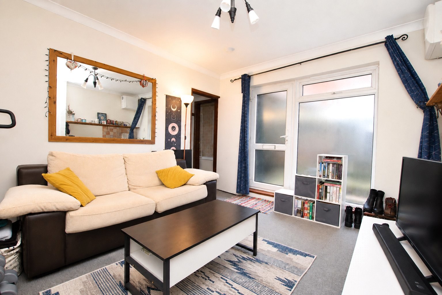 York Road, Guildford, Surrey, GU1, photo 2