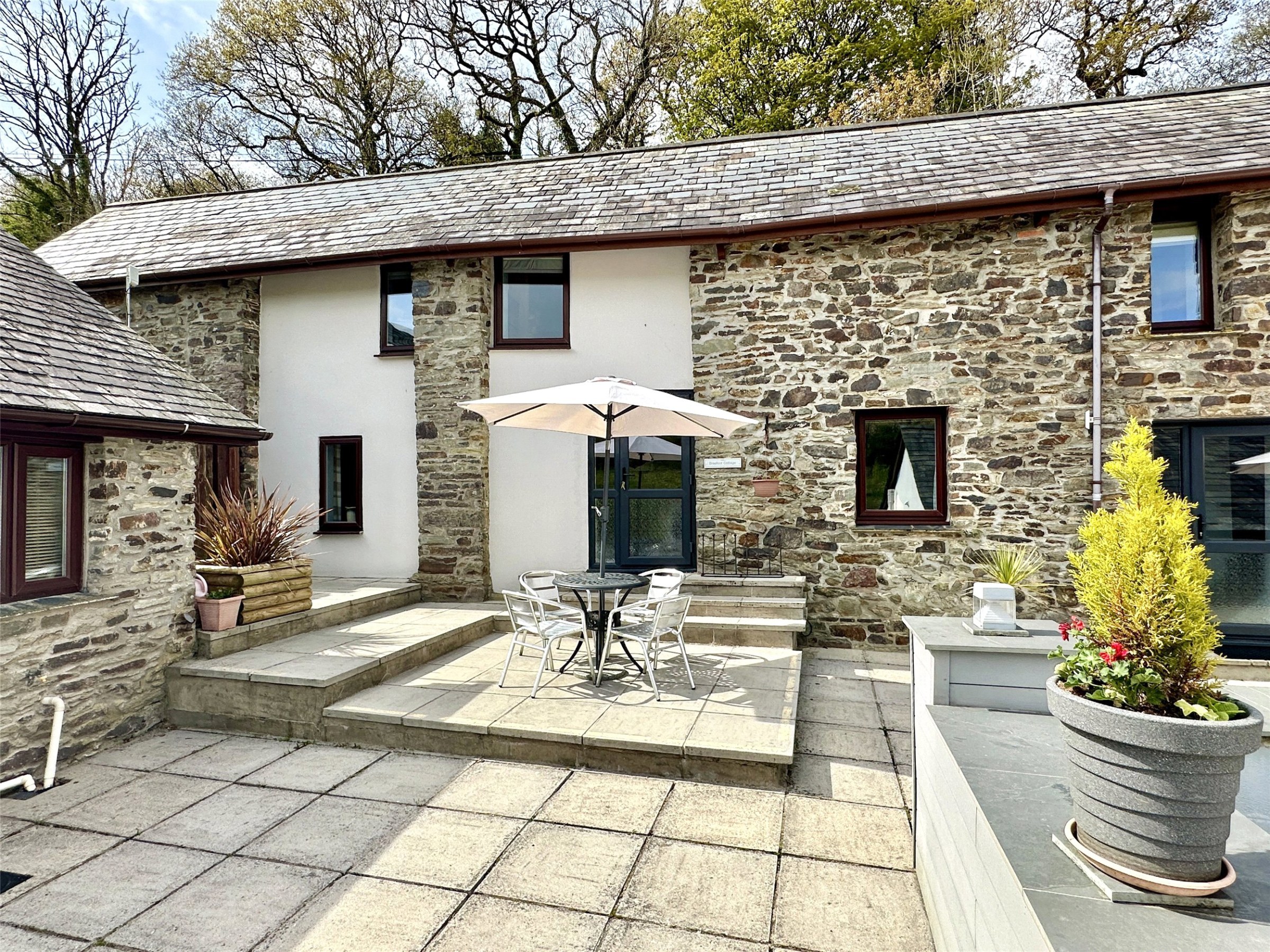 Seven Characterful Cottages & 4.5 Acres, West Down, Devon, EX34, photo 32