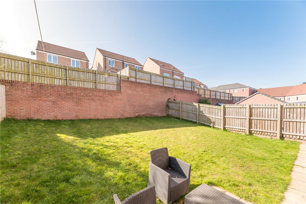 New Village Walk, Churwell, Morley, Leeds, LS27, photo 28