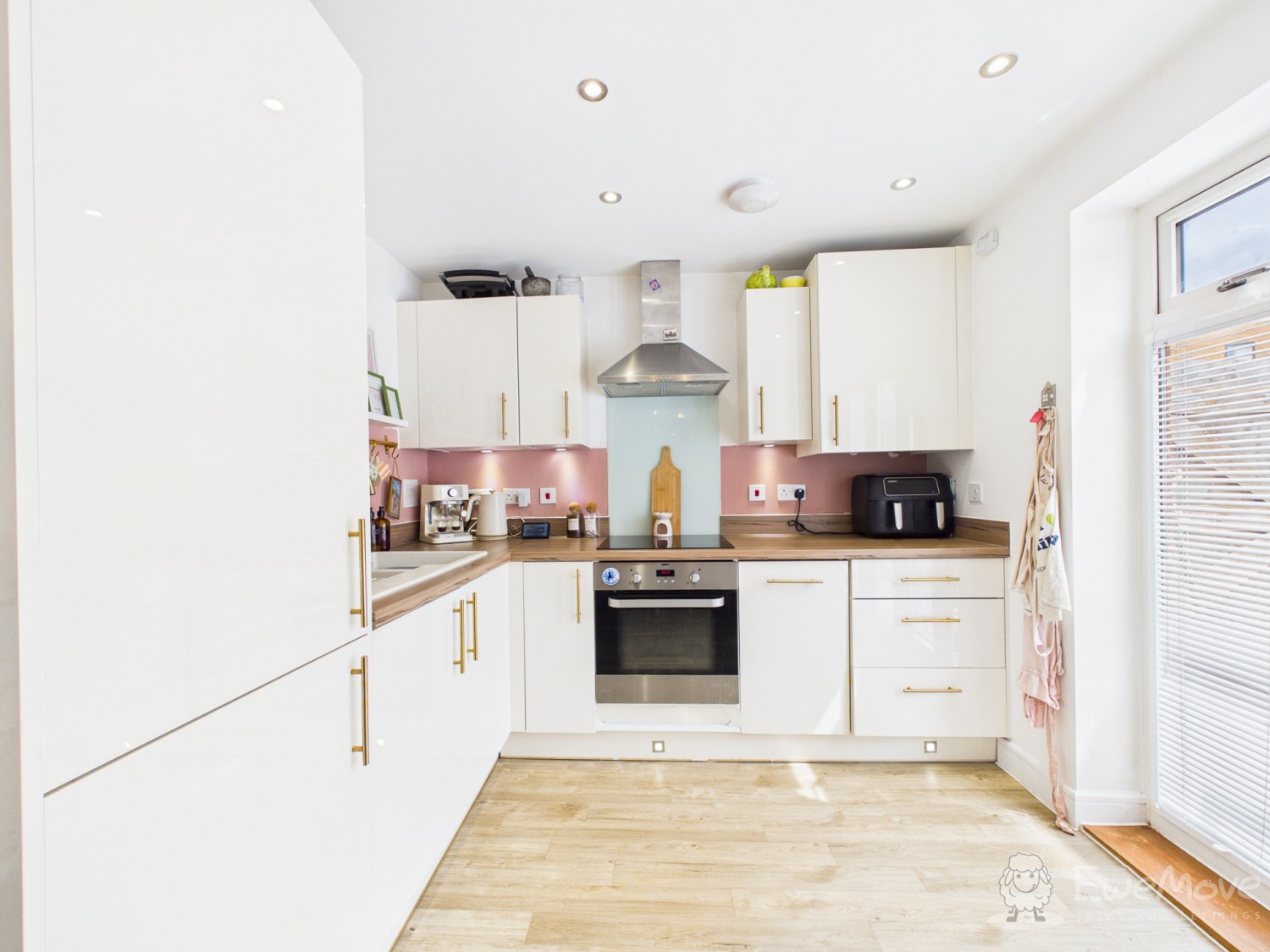 CHIEFTAIN STREET, BORDON, GU35, photo 4
