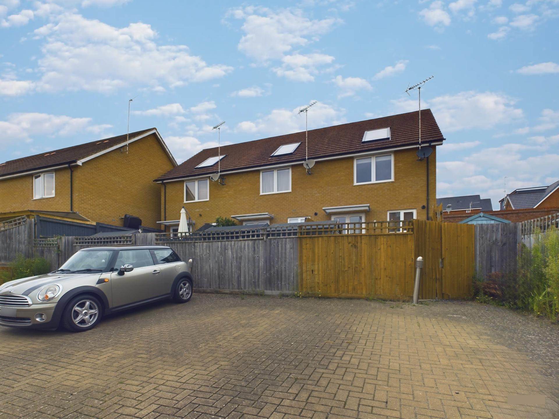 Lamour Lane, Oxley Park, photo 17
