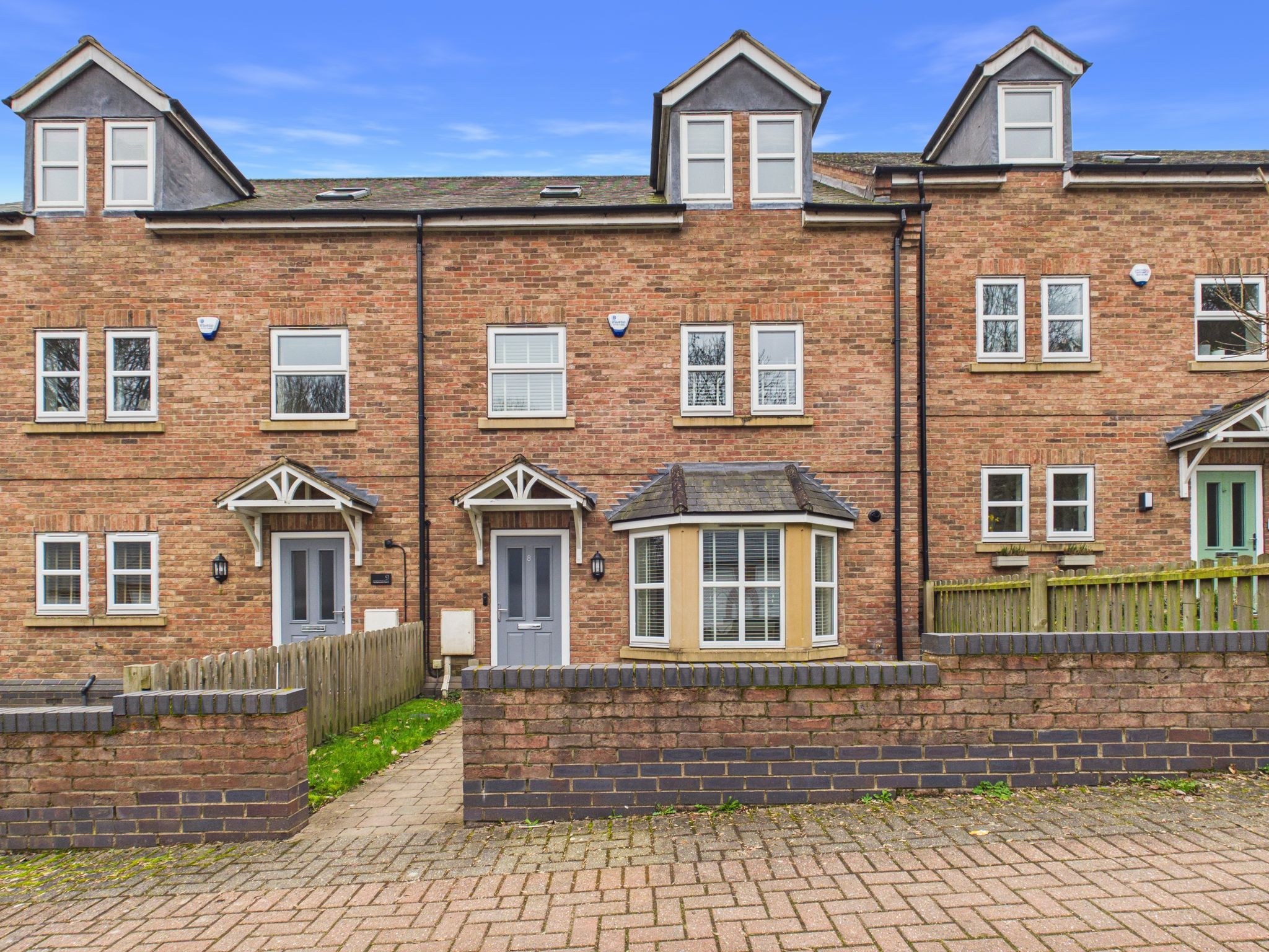 Hollyhurst Court
