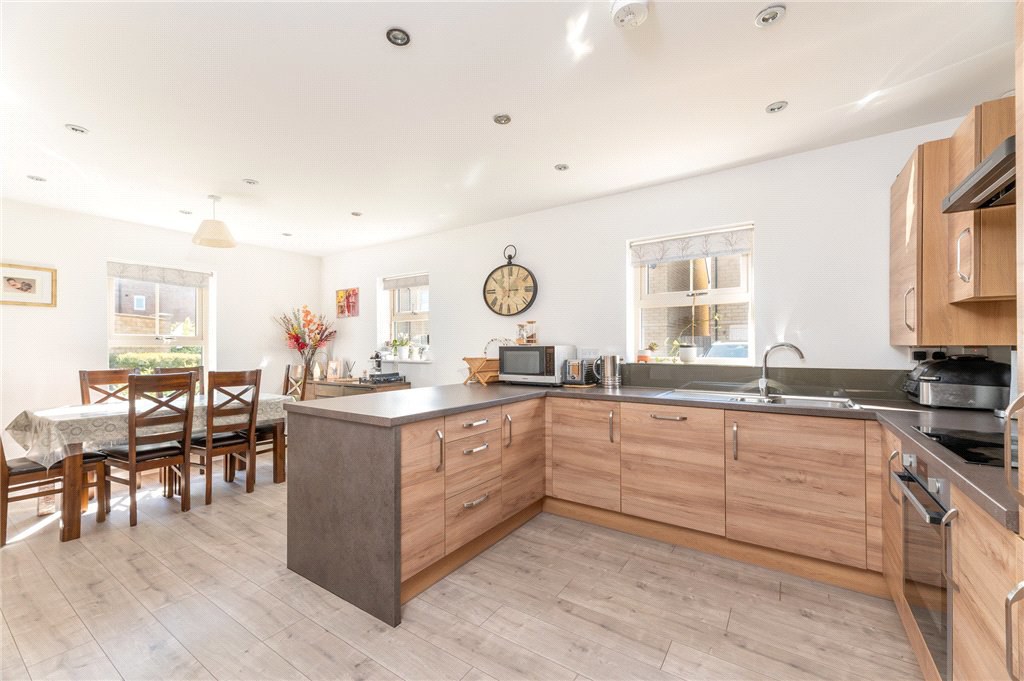 Hoult Court, Wakefield, West Yorkshire, WF1, photo 5