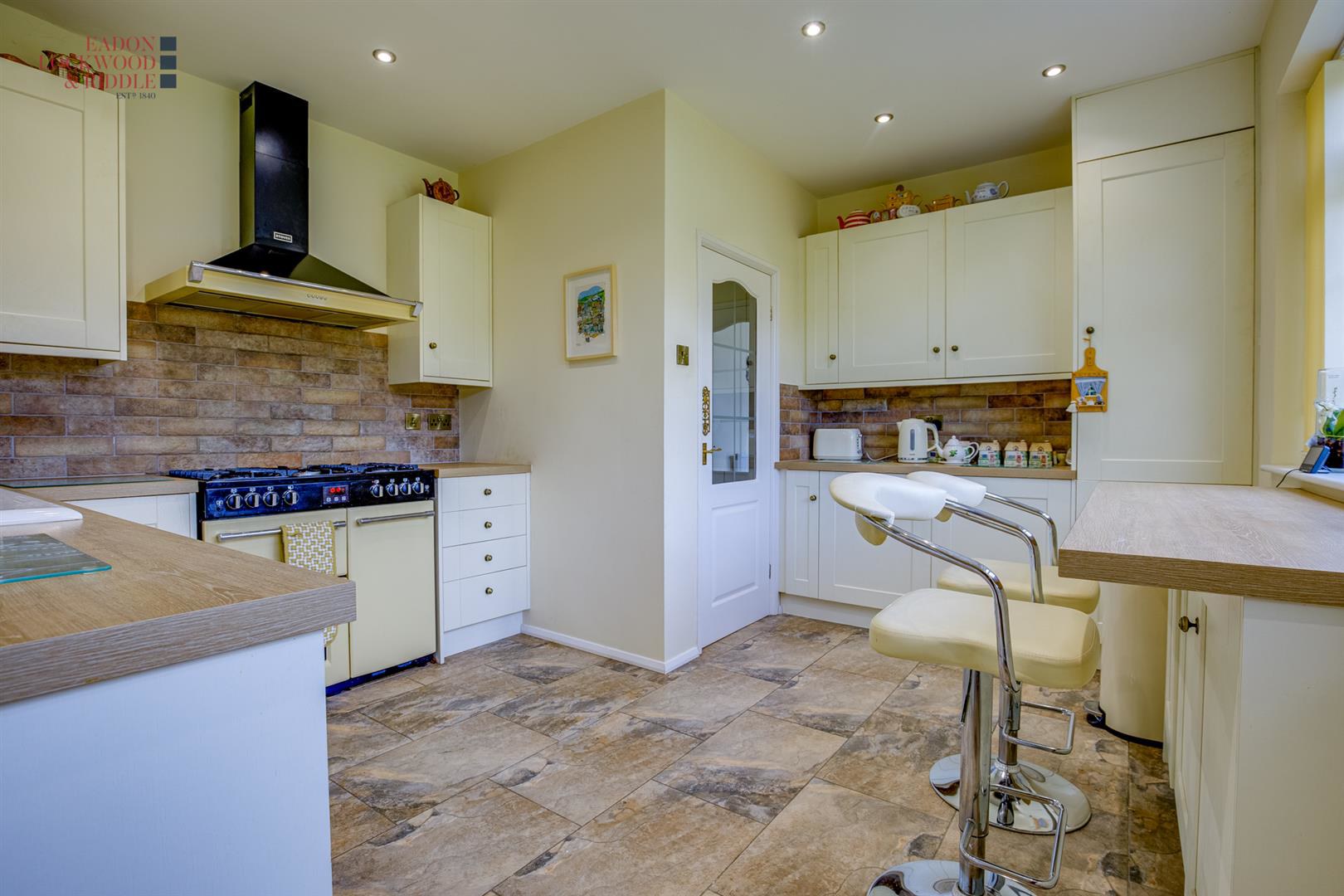 Sitwell Drive, Rotherham, photo 4