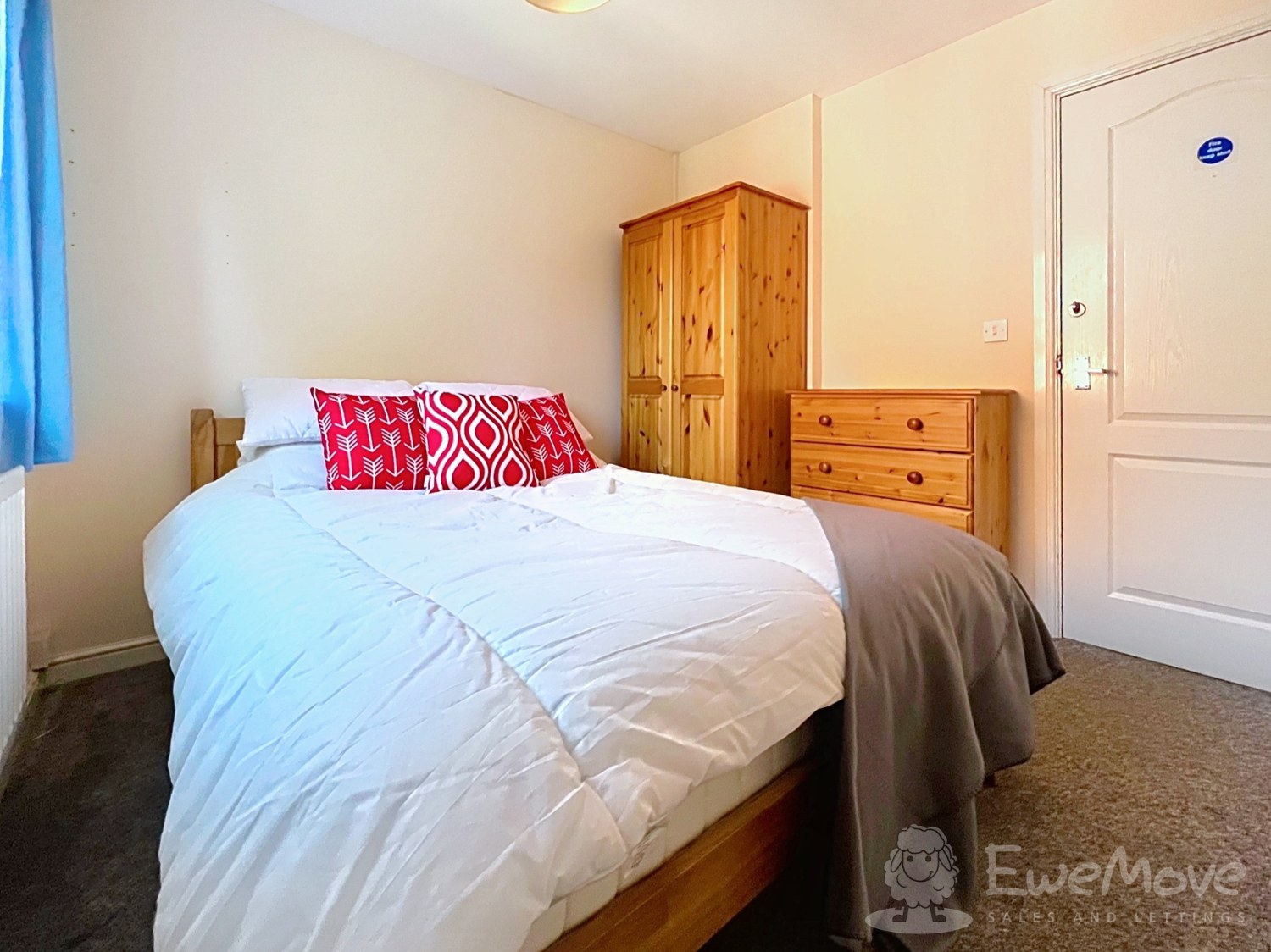 Room2, 21 Ingles Drive, Worcester, WR2 5HR