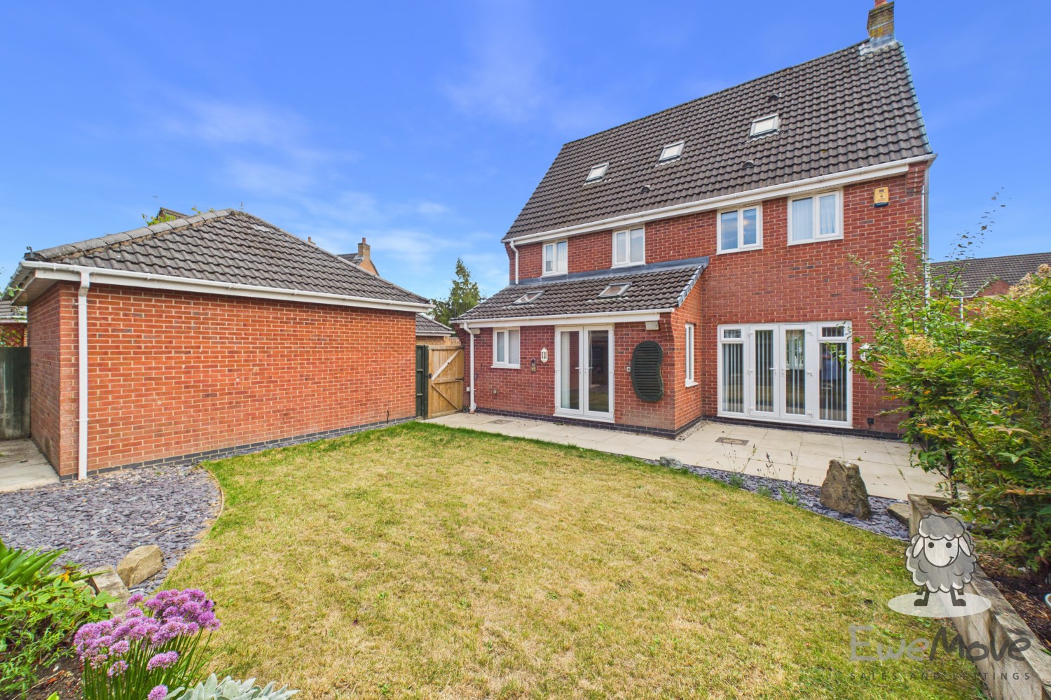Hoveton Gardens, St. Helens, Merseyside, WA9, photo 19