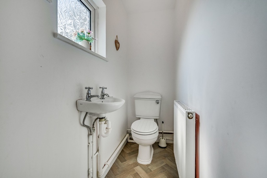 Middlemead Close, West Hanningfield, Chelmsford, photo 9