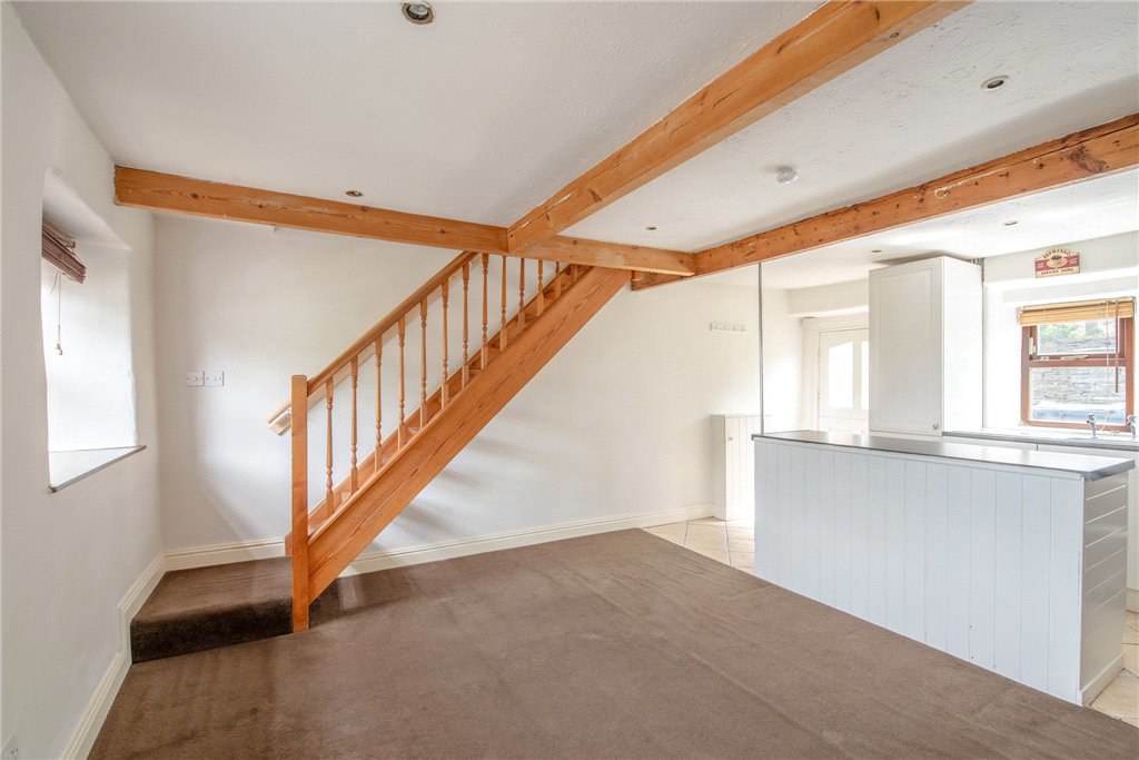 Holts Lane, Clayton, Bradford, West Yorkshire, BD14, photo 4