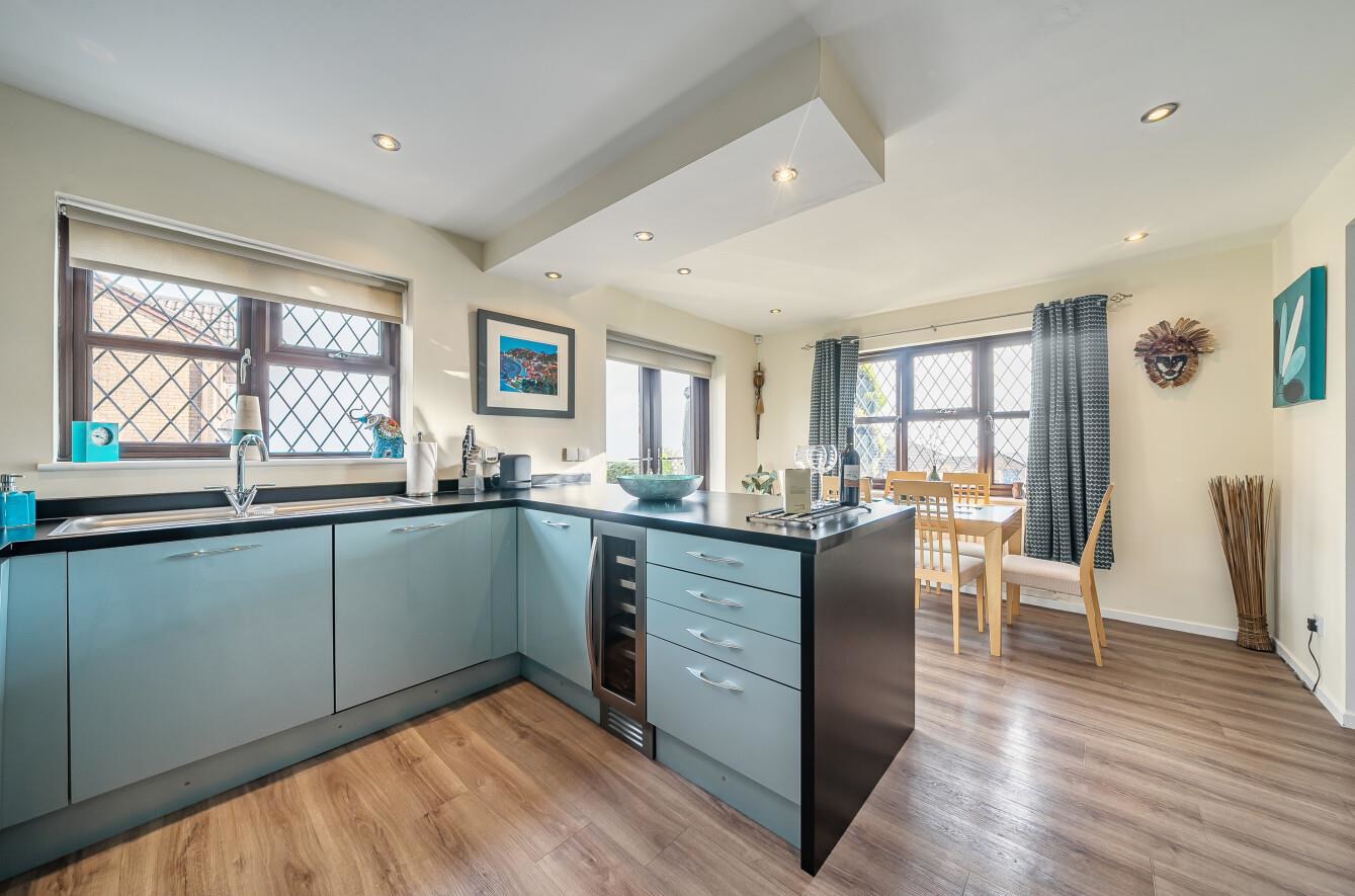 Huntingdon Way, Sketty, Swansea, photo 6