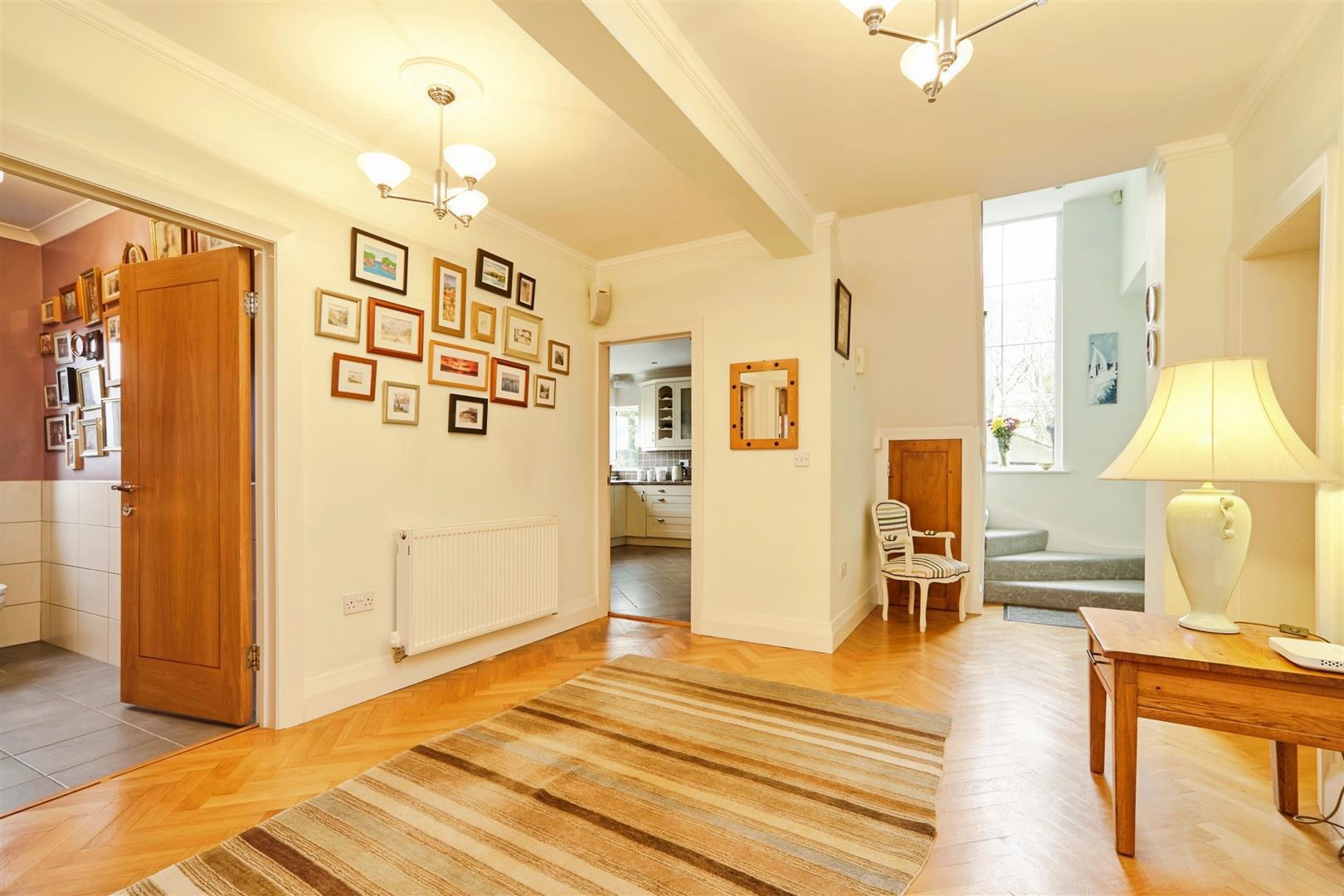 Ghyll Wood Drive, Bingley, BD16 1NF, photo 5