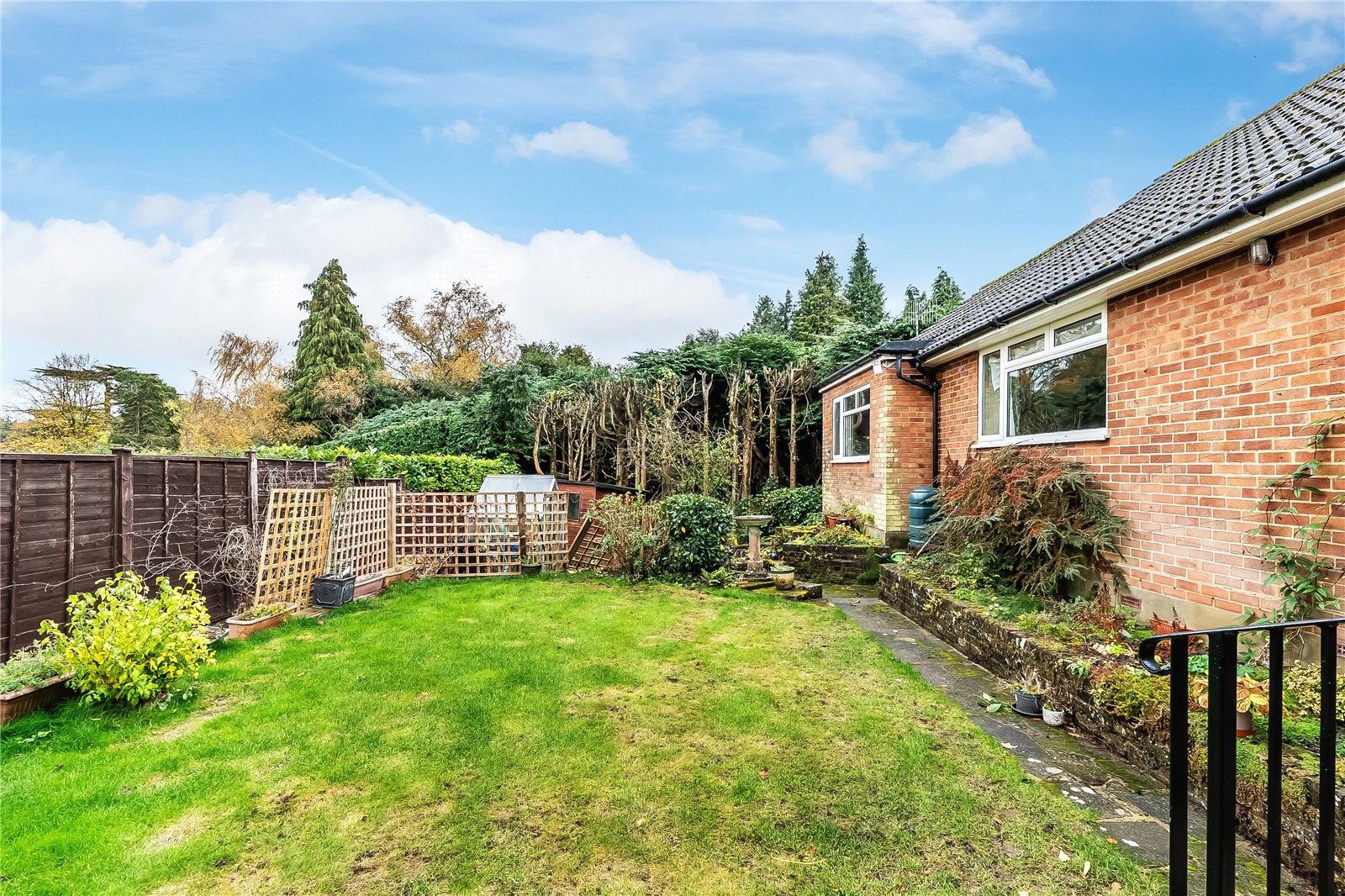 Huntersfield Close, Reigate, Surrey, RH2, photo 13