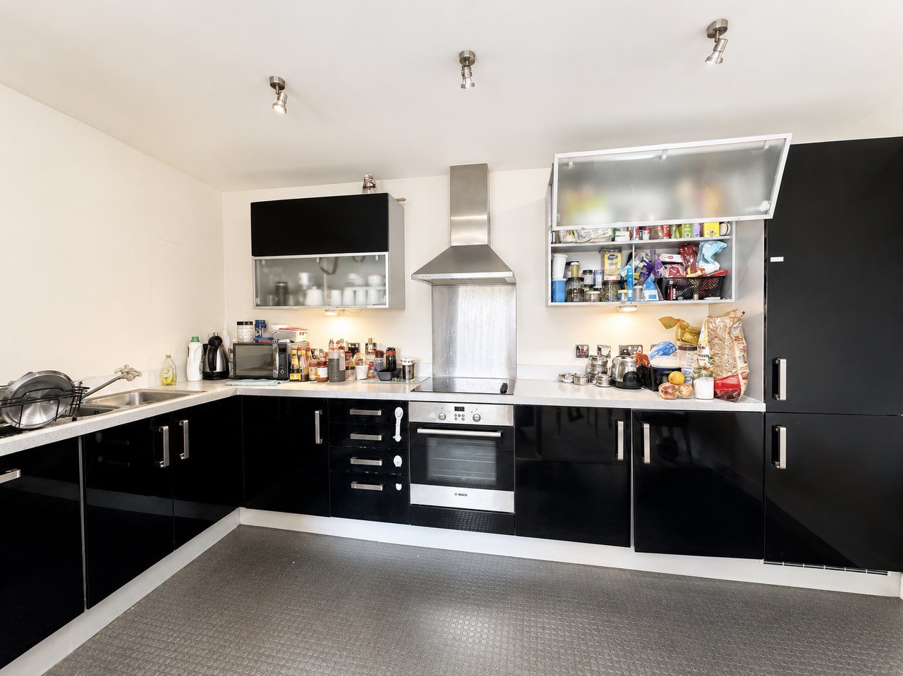 Merrivale Mews, Quartz House, MK9, photo 2