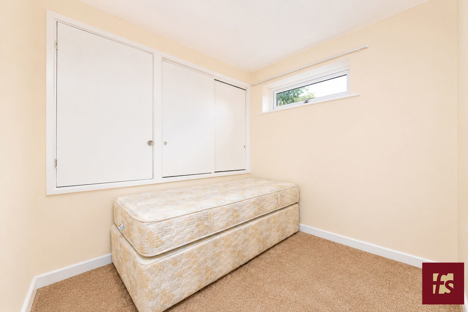 Mulberry Close, Crowthorne, Berkshire, RG45 7LG, photo 13