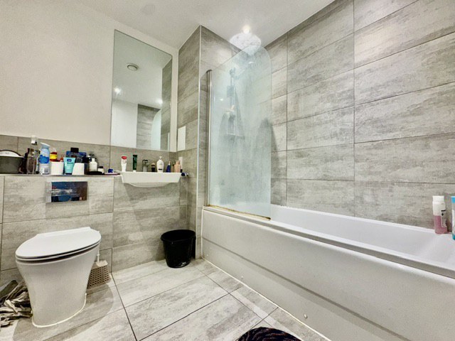 Stirling Drive, Brooklands Court Stirling Drive, LU2, photo 9