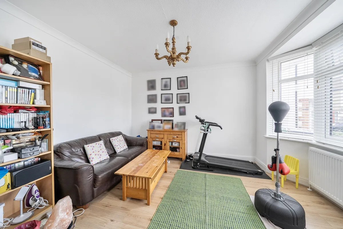 Beulah Close, Edgware, HA8, photo 6