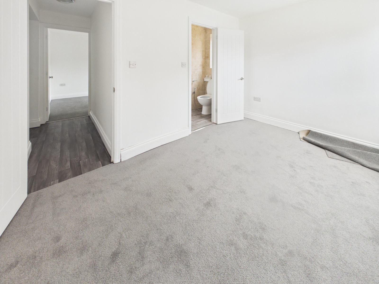 Vicarage Way, Colnbrook, Berkshire, SL3, photo 14