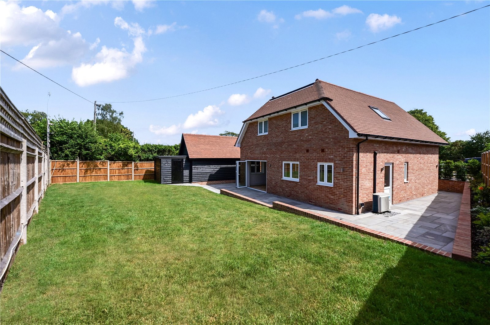 Elm Hill, Normandy, Guildford, Surrey, GU3, photo 6