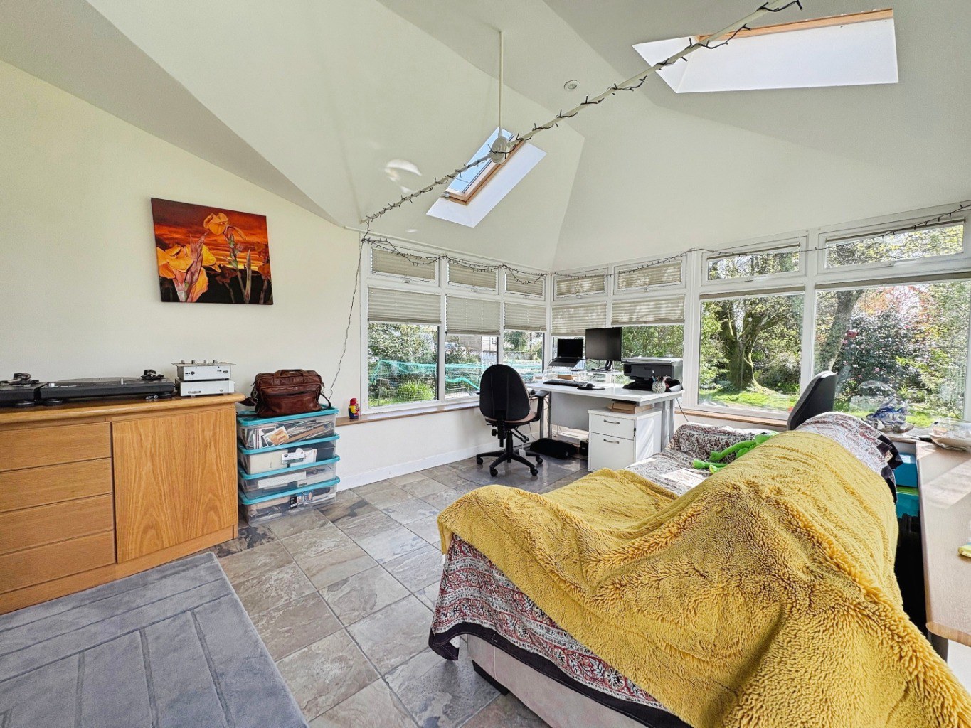 Leedstown, Bungalow set on a generous plot, photo 11