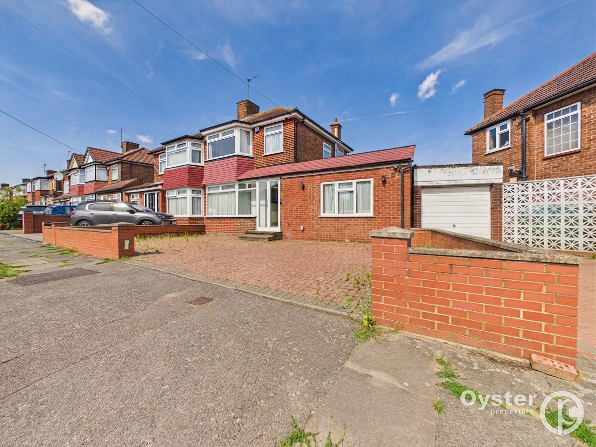 Derwent Crescent, Stanmore, HA7