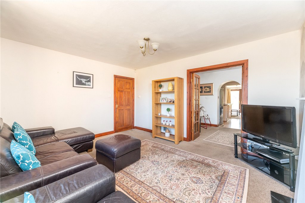 The Roundway, Morley, Leeds, West Yorkshire, LS27, photo 5