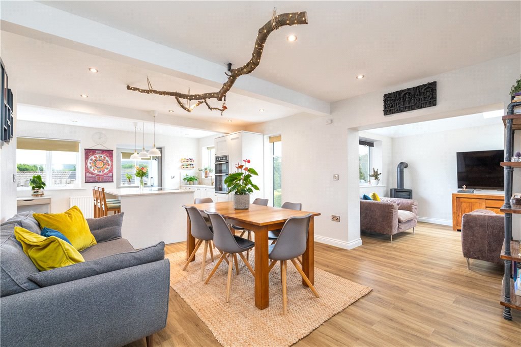 Moor Park Drive, Addingham, Ilkley, West Yorkshire, LS29, photo 2