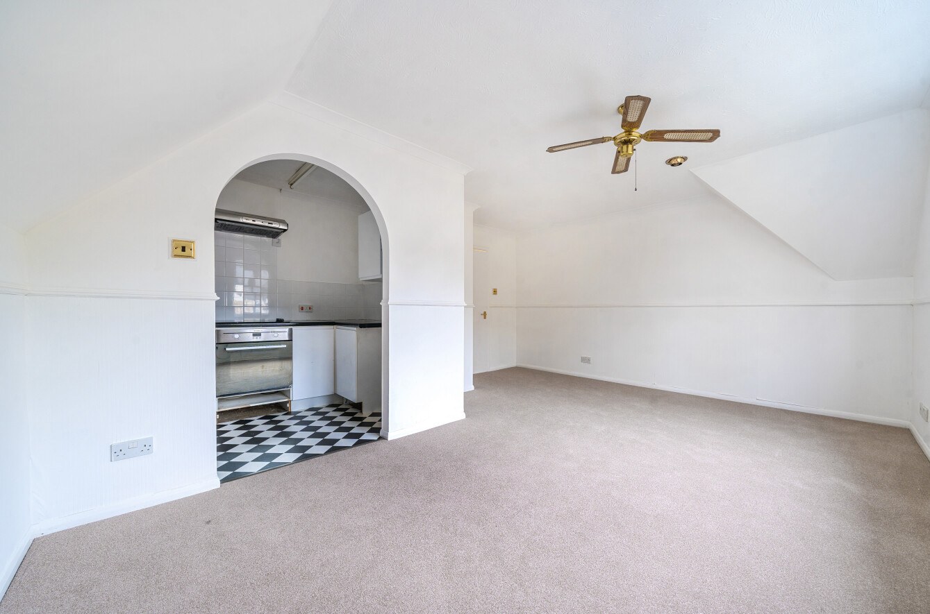 Shelley Court, Camberley, Surrey, GU15, photo 6