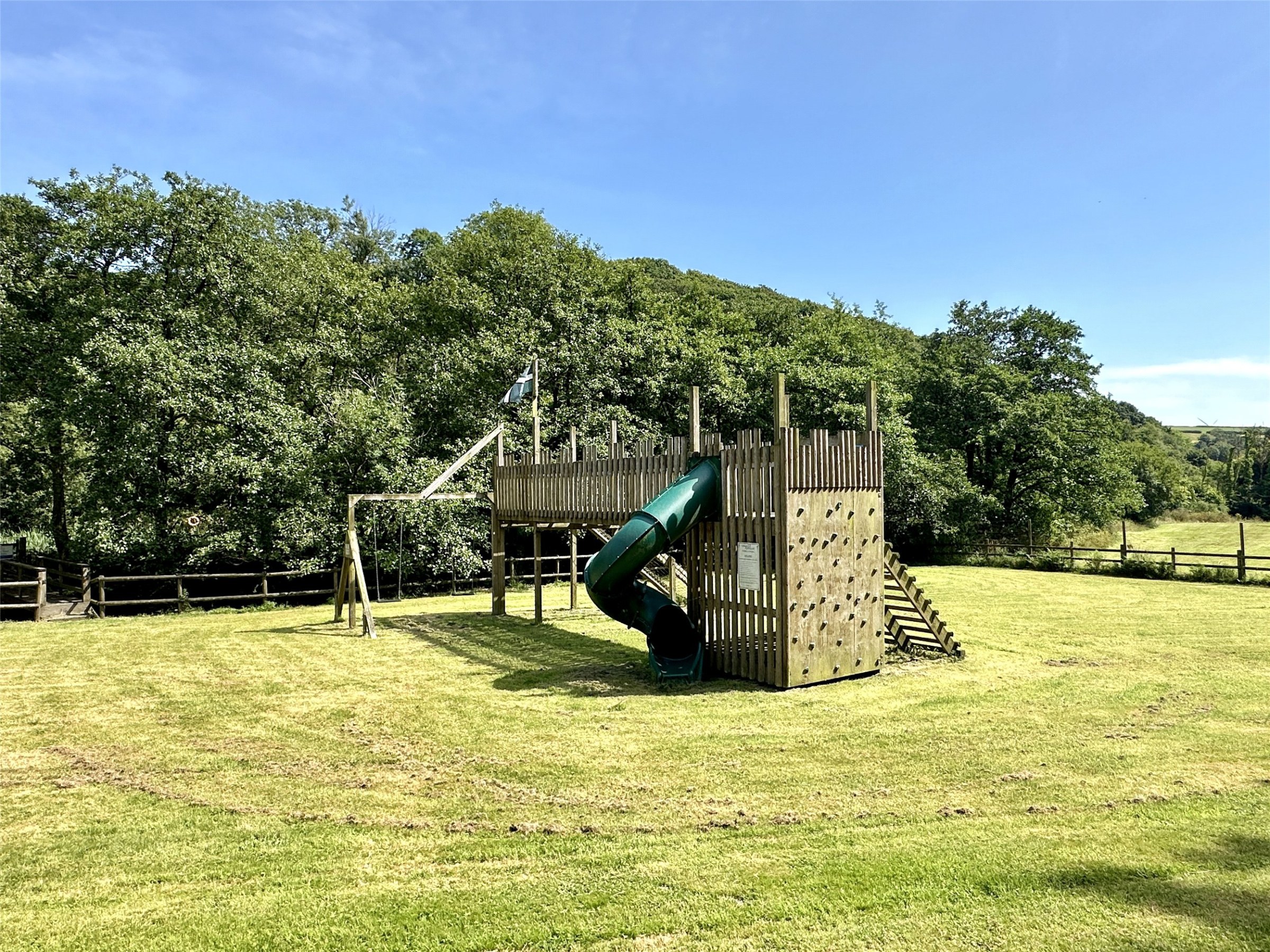 Seven Characterful Cottages & 4.5 Acres, West Down, Devon, EX34, photo 62