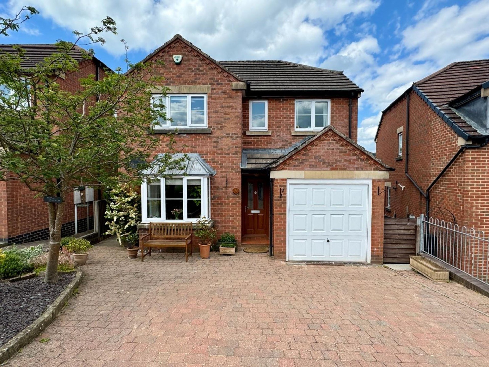 House Sold STC Meadow End