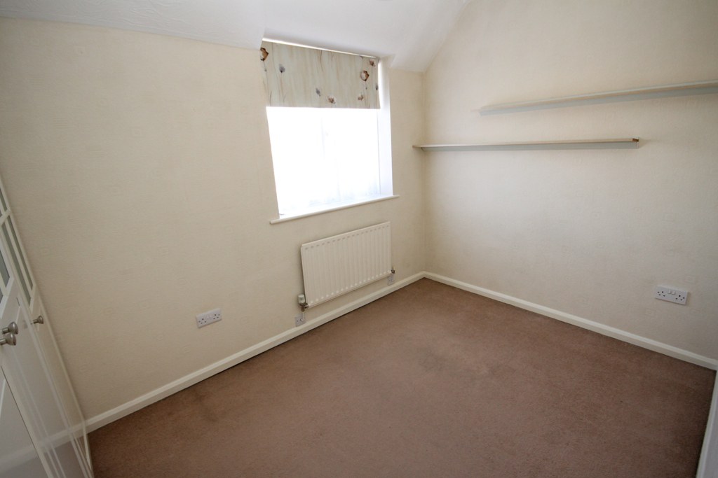 Vetchfield Avenue, WR4, photo 5