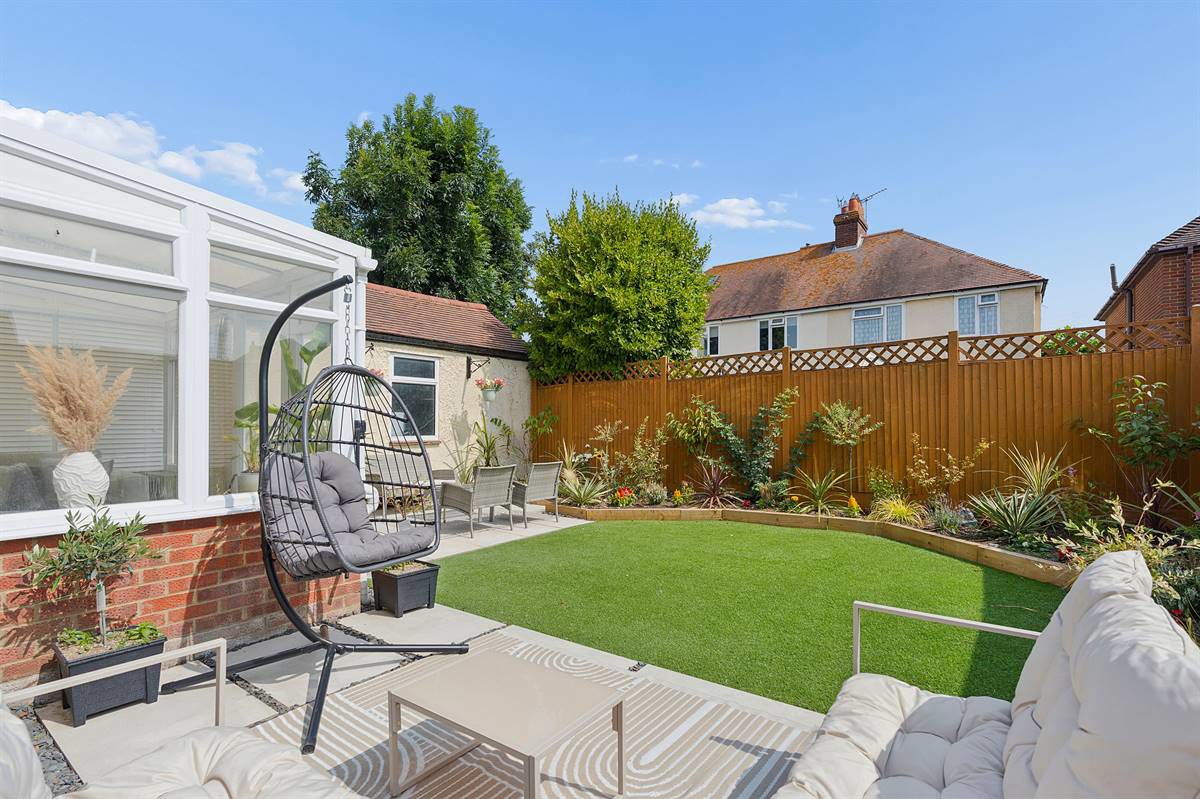 Sandown Drive, Herne Bay, photo 13