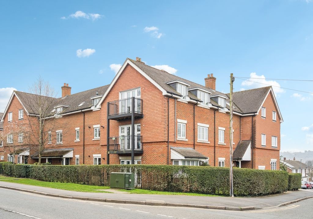 Findlay Mews
