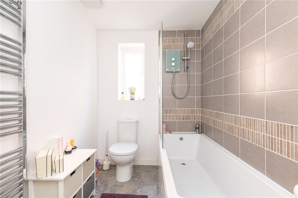 New Village Walk, Churwell, Morley, Leeds, LS27, photo 24
