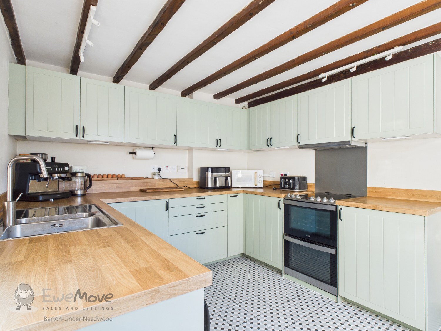 Swallow Cottage, Chapel Lane, Rangemore, Burton-on-Trent, Staffordshire, DE13, photo 3