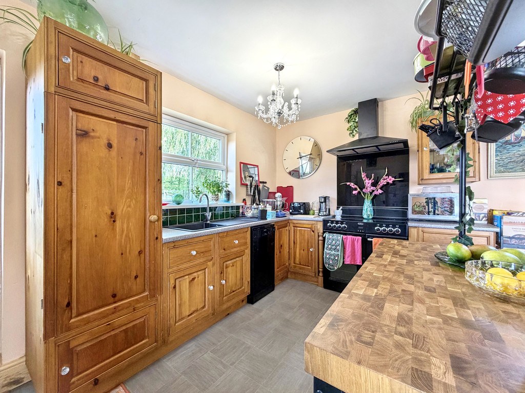 The Wayfarers, Church Lane, Marshchapel, DN36 5TW, photo 5
