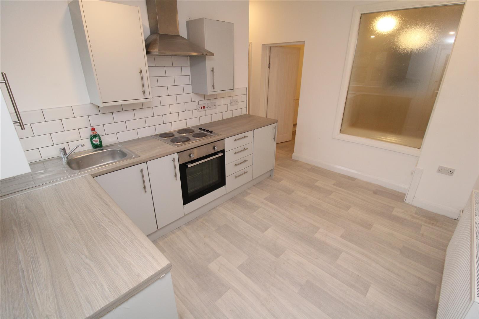 House - Terraced For Rent Ayron Street