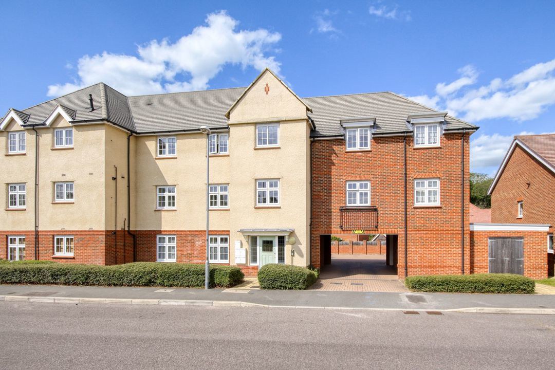 Falcon Way, Bracknell